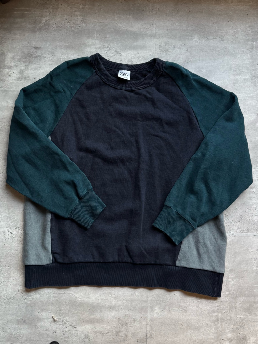 Zara men Colorblock Sweatshirt - Black, Dark Teal, Gray
